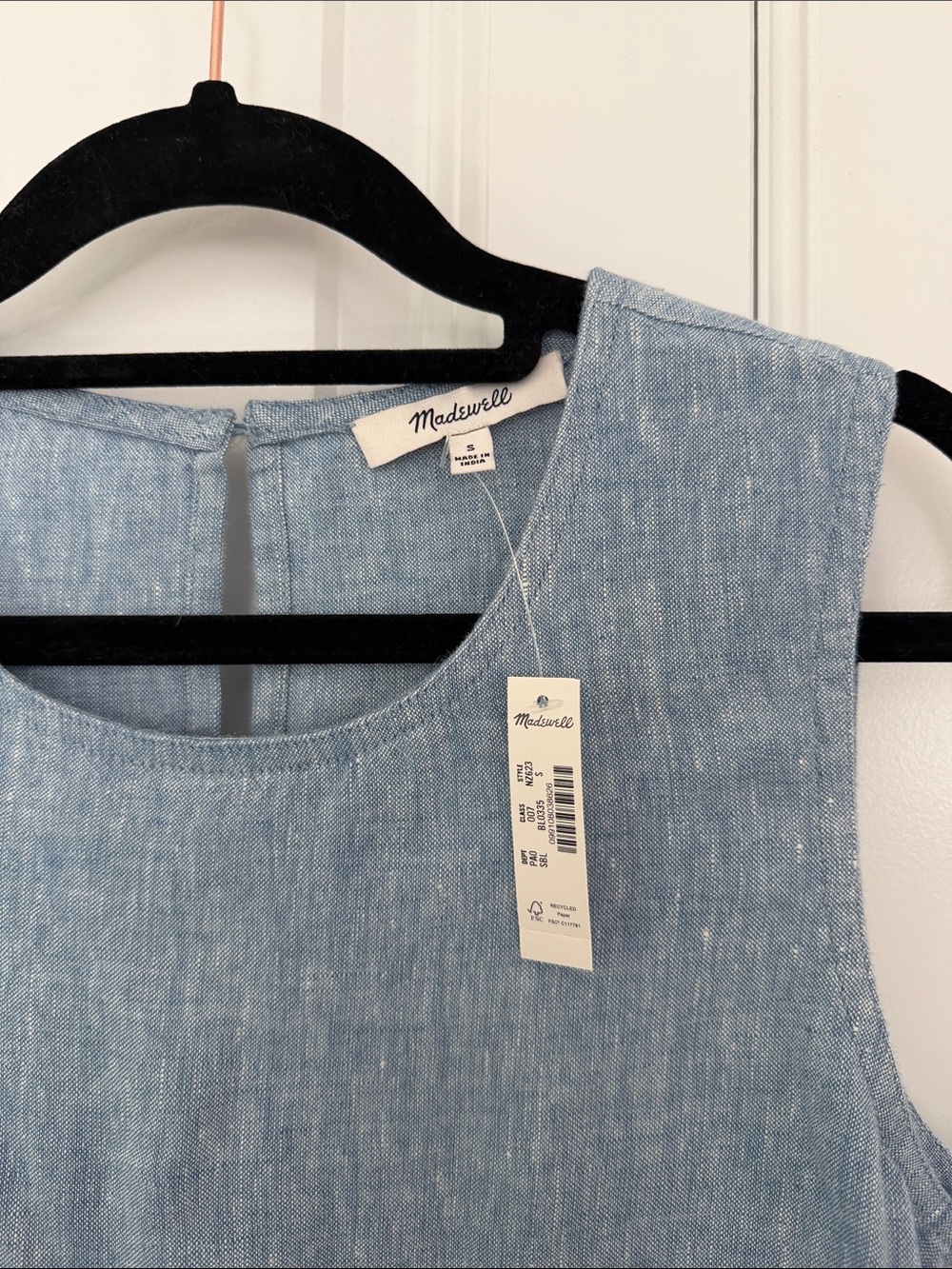 Madewell Light Chambray Blue Sleeveless Linen-Blend Tank Top - Picture 2 of 3